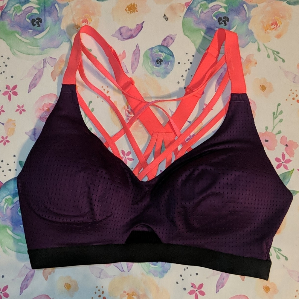 SALE! VSX Sport Bra strappy sport bra